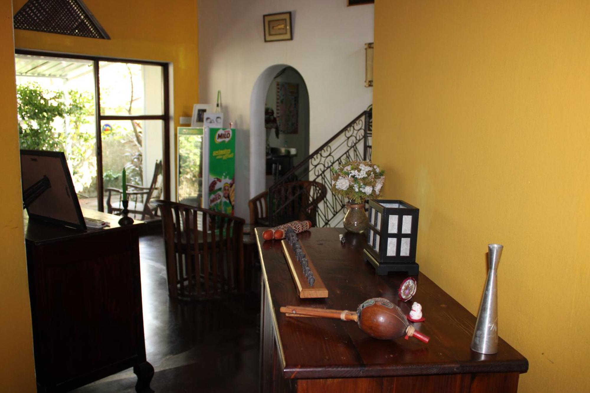Olideb Gedara Hotel Negombo Exterior photo