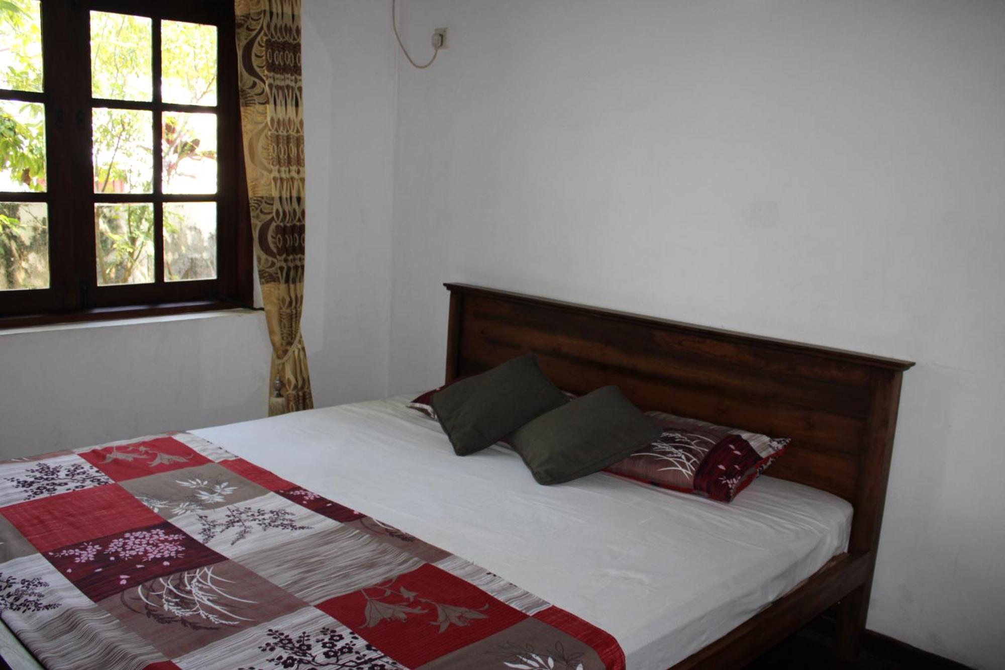 Olideb Gedara Hotel Negombo Exterior photo